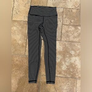 Lululemon Wunder under striped leggings